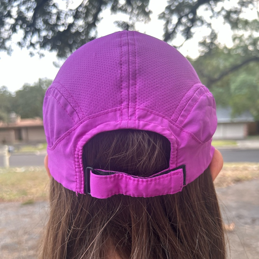 🔥 Nike Featherlight Dri-FIT purple Cap Athletic Hat - Picture 3 of 4